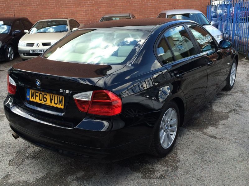 2006 BMW 3 SERIES 2.0 318i SE 4dr image 3