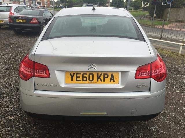 2010 Citroen C5 2.0 HDi 16v VTR+ 4dr image 3