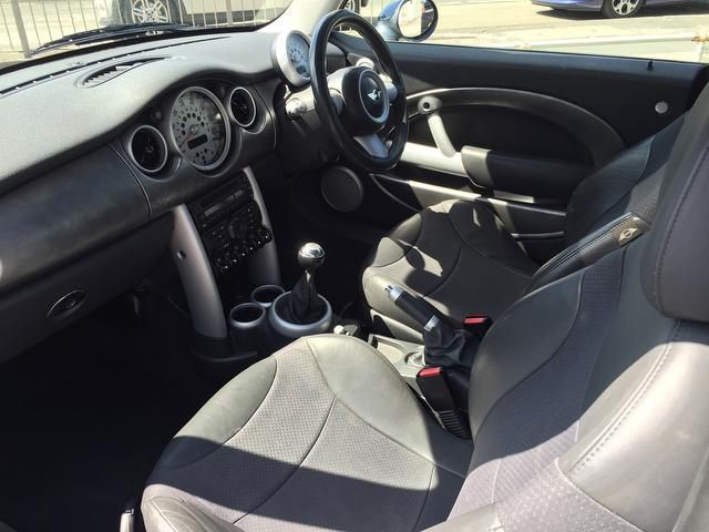 2004 MINI Hatch Cooper S 1.6 Cooper S 3dr image 6