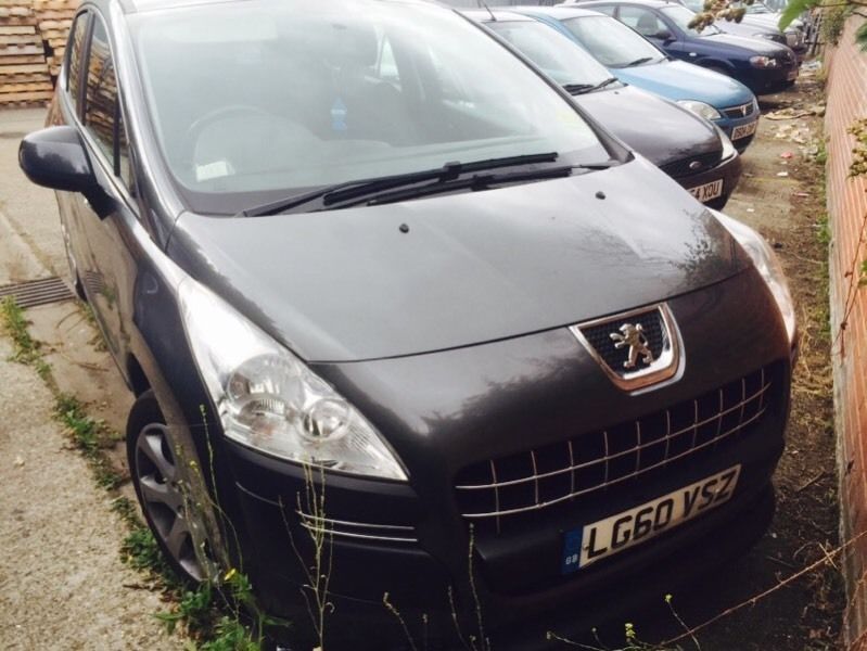 2010 Peugeot 3008 image 1