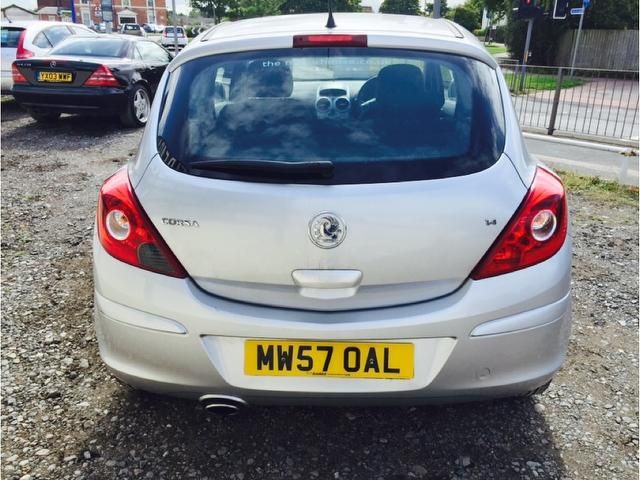 2008 Vauxhall Corsa 1.4 i 16v SXi 3dr image 2