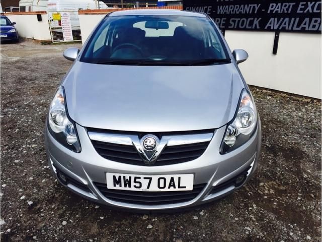 2008 Vauxhall Corsa 1.4 i 16v SXi 3dr image 4