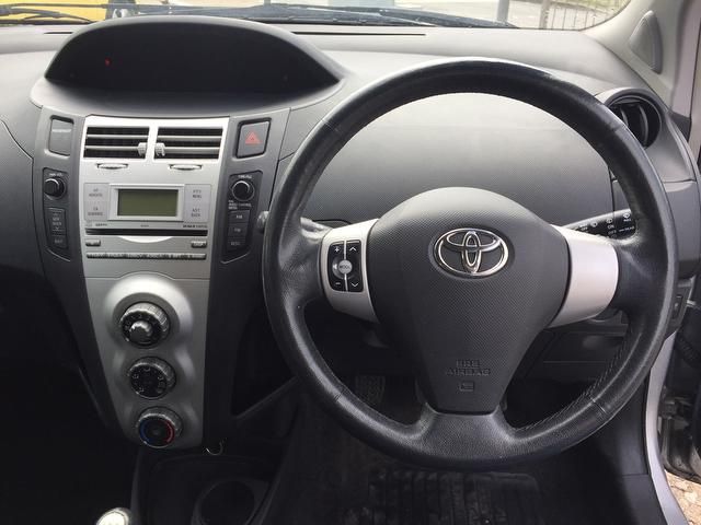 2006 Toyota Yaris 1.3 VVT-i T3 5dr image 6