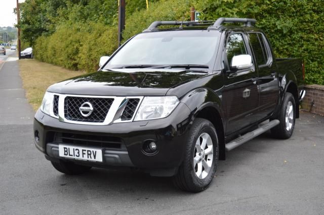 2013 NISSAN NAVARA 2.5 DCI TEKNA 4X4 SHR DCB 5d image 2
