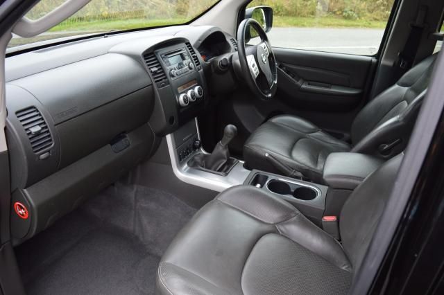 2013 NISSAN NAVARA 2.5 DCI TEKNA 4X4 SHR DCB 5d image 7