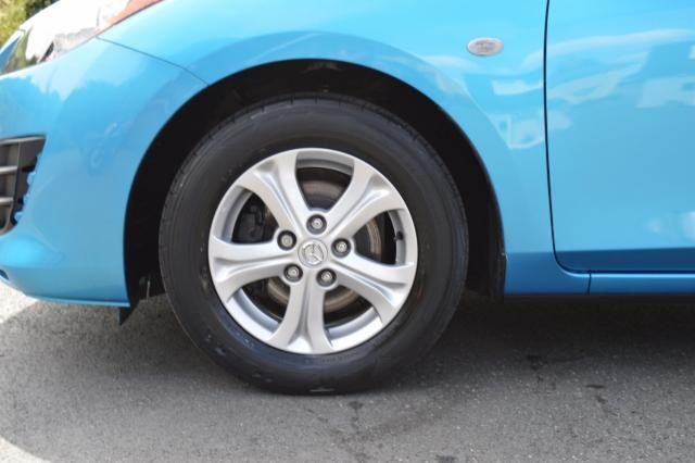 2011 MAZDA 3 1.6 TS 5d 105 BHP image 8