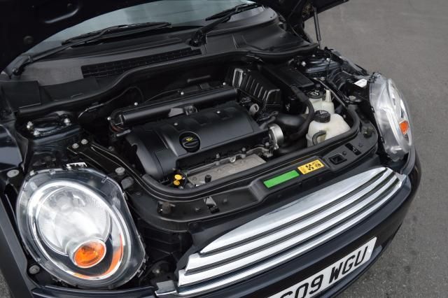 2009 MINI HATCH 1.6 COOPER 3d image 7