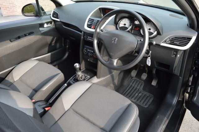 2010 PEUGEOT 207 1.4 MILLESIM 3d image 4