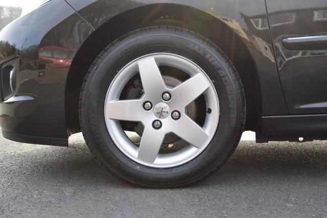 2010 PEUGEOT 207 1.4 MILLESIM 3d image 6