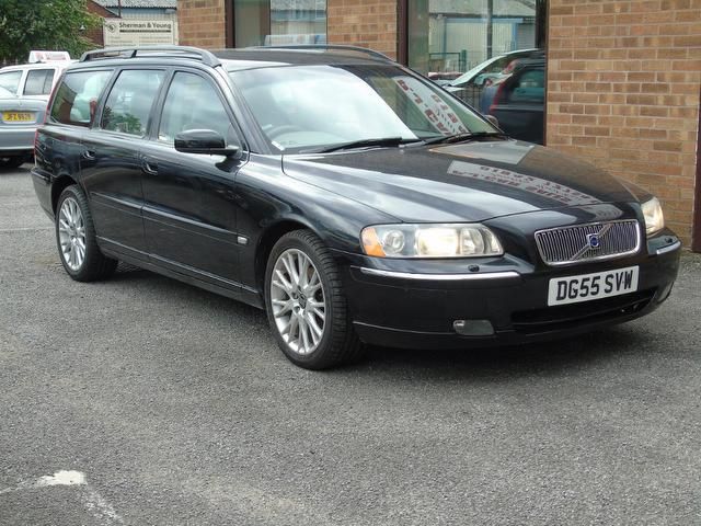 2005 Volvo V70 2.4 D SE 5dr image 3