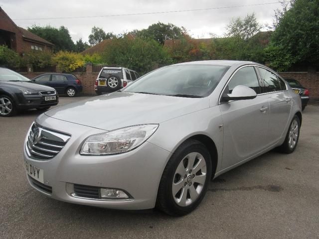 2011 Vauxhall Insignia 2.0 CDTi 16v SRi 5dr image 3