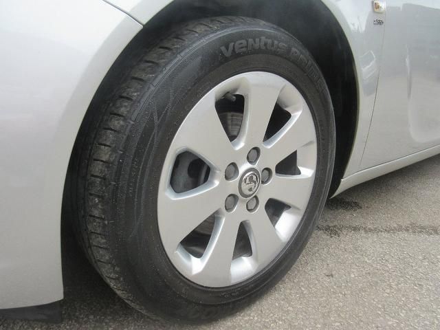 2011 Vauxhall Insignia 2.0 CDTi 16v SRi 5dr image 5
