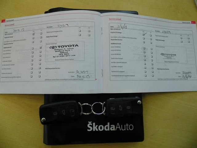 2009 Skoda Fabia 1.6 16v 2 Tiptronic 5dr image 10