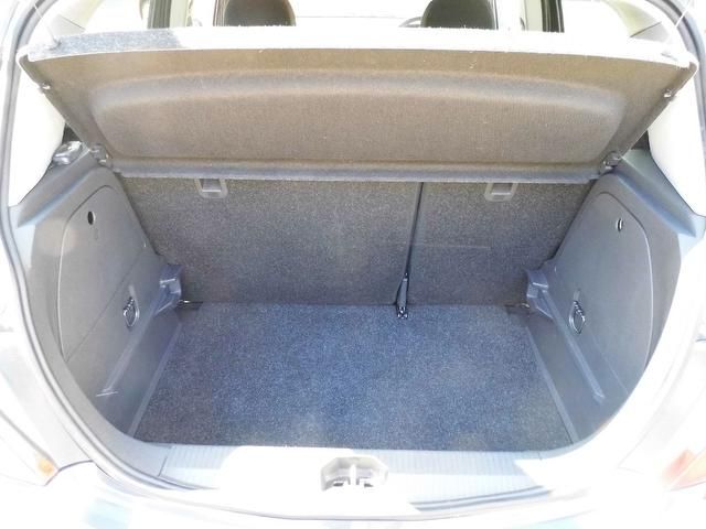 2010 Vauxhall Corsa 1.4 i 16v SRi 5dr image 6