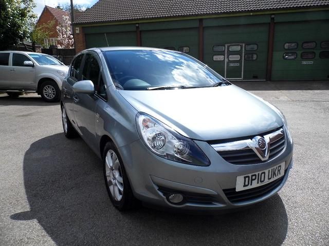 2010 Vauxhall Corsa 1.4 i 16v SXi 5dr image 1