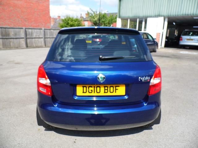 2010 Skoda Fabia 1.2 HTP 12v 2 5dr image 4