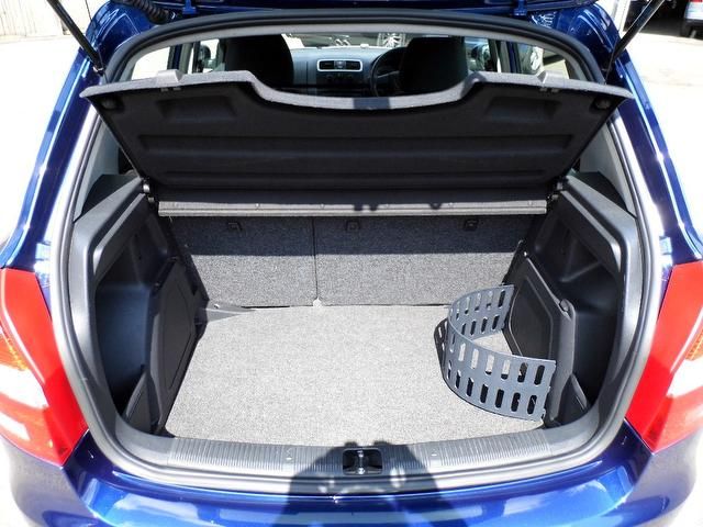 2010 Skoda Fabia 1.2 HTP 12v 2 5dr image 6