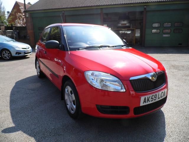 2009 Skoda Fabia 1.2 HTP 6v 1 5dr image 1