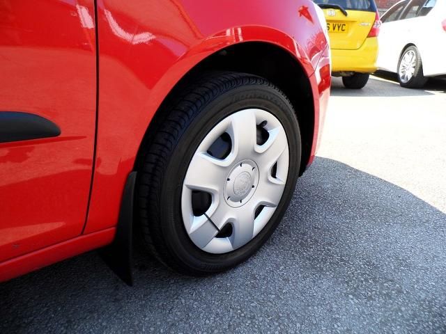 2009 Skoda Fabia 1.2 HTP 6v 1 5dr image 5