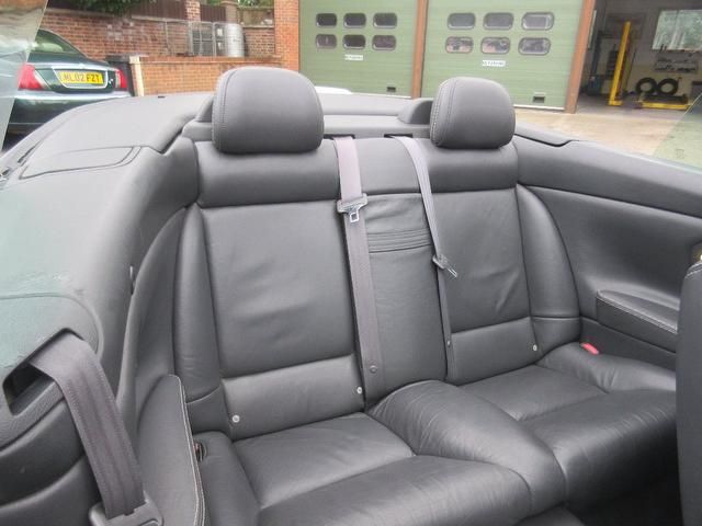 2005 Volvo C70 2.4 T Collection Special Edition 2dr image 8