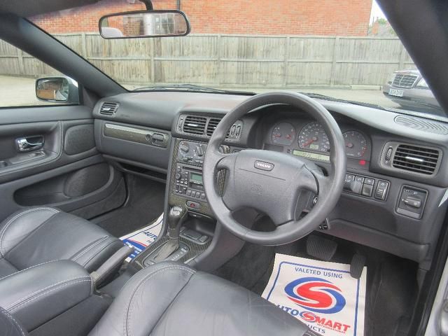 2005 Volvo C70 2.4 T Collection Special Edition 2dr image 9