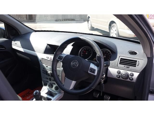 2006 Vauxhall Astra 1.4 i 16v SXi 5dr image 7
