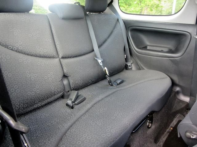 2004 Toyota Yaris 1.0 VVT-i T3 3dr image 6