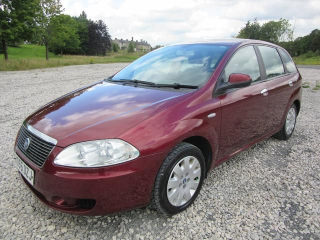 2006 Fiat Croma 1.8 16v Eleganza 5dr image 3