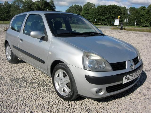 2005 Renault Clio 1.2 16v Dynamique 3dr image 1