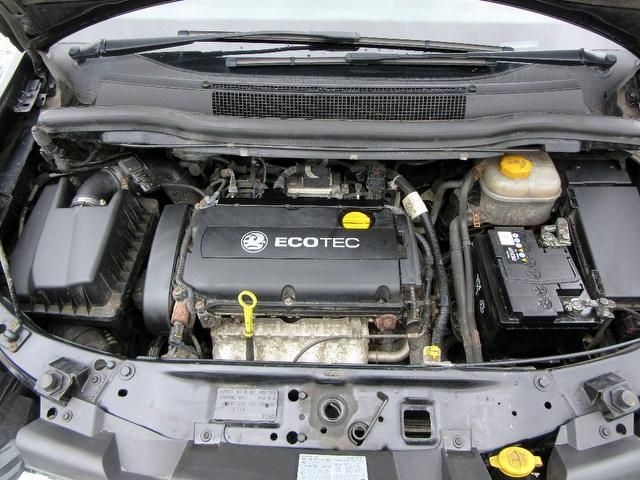 2006 Vauxhall Zafira 1.8 i 16v SRi 5dr image 9