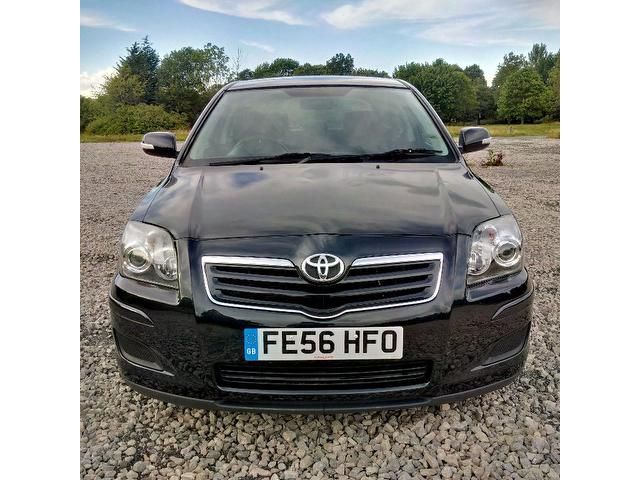 2006 Toyota Avensis 2.0 D-4D T2 5dr image 2