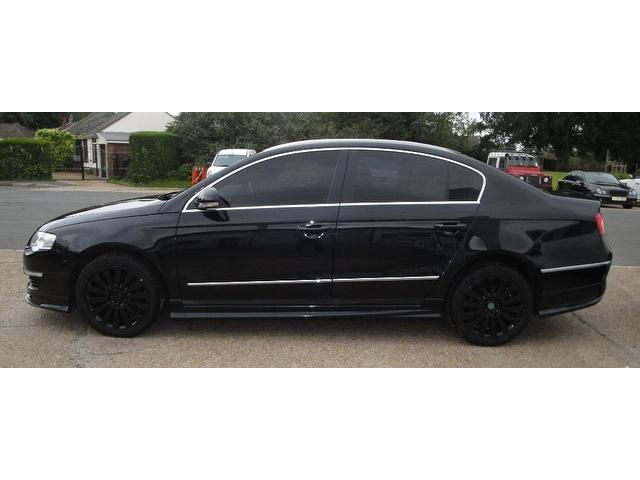 2009 Volkswagen Passat 2.0 TDI CR Highline 4dr image 3