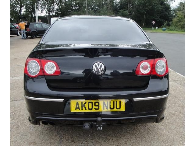 2009 Volkswagen Passat 2.0 TDI CR Highline 4dr image 4