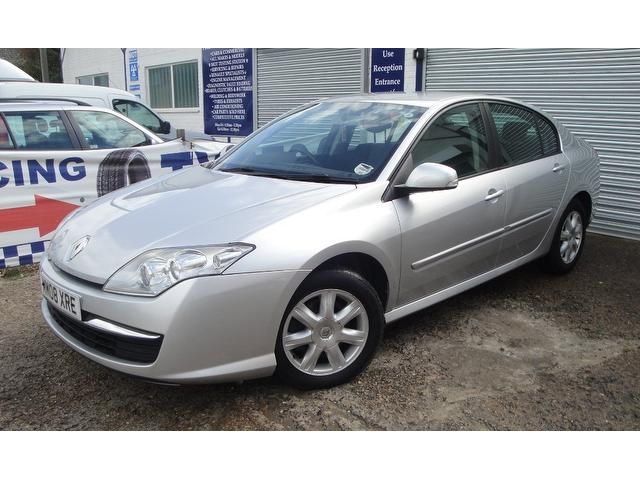 2008 Renault Laguna 2.0 dCi Expression 5dr image 1