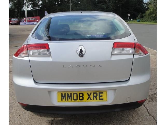 2008 Renault Laguna 2.0 dCi Expression 5dr image 4