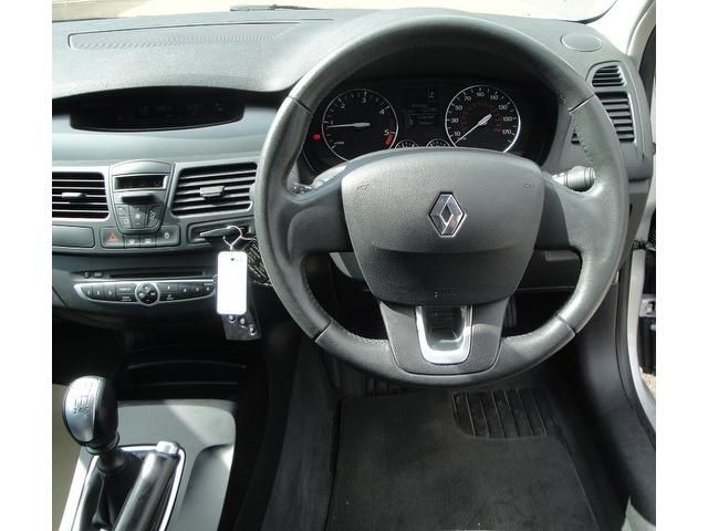 2008 Renault Laguna 2.0 dCi Expression 5dr image 5