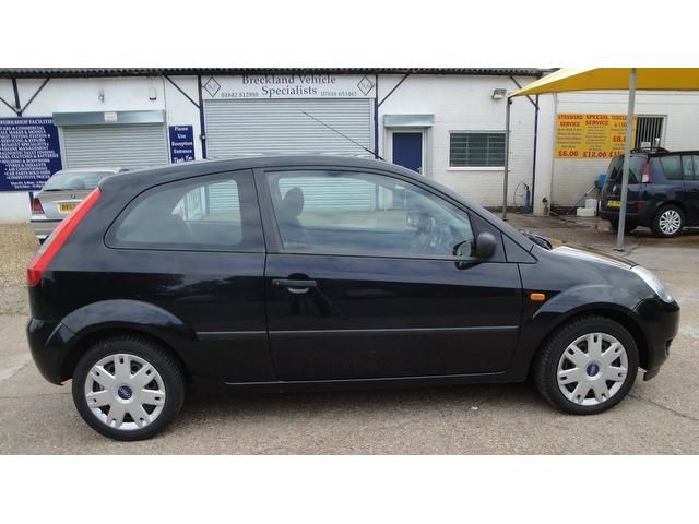 2005 Ford Fiesta 1.25 Style 3dr image 3