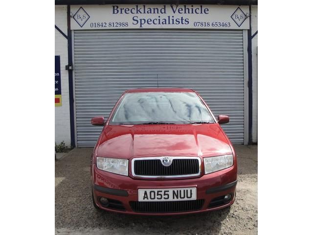 2005 Skoda Fabia 1.4 TDI PD Ambiente 5dr image 1