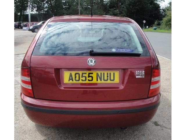 2005 Skoda Fabia 1.4 TDI PD Ambiente 5dr image 4