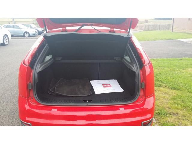 2005 Ford Focus 2.5 SIV ST 3 3dr image 6