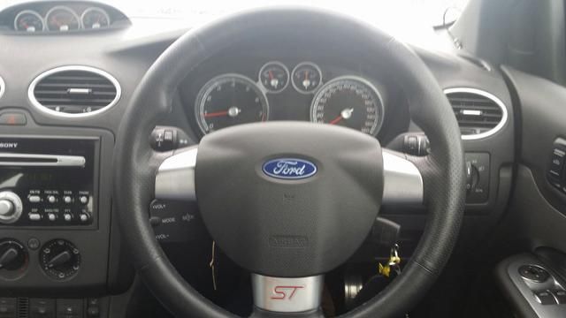 2005 Ford Focus 2.5 SIV ST 3 3dr image 8
