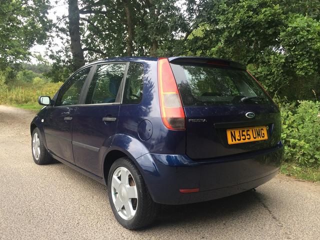 2005 Ford Fiesta 1.4 Zetec Climate 5dr image 4
