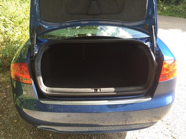 2005 Audi A4 2.0 TDI S Line 4dr image 2