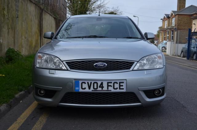 2004 Ford Mondeo 3.0 ST220 image 2
