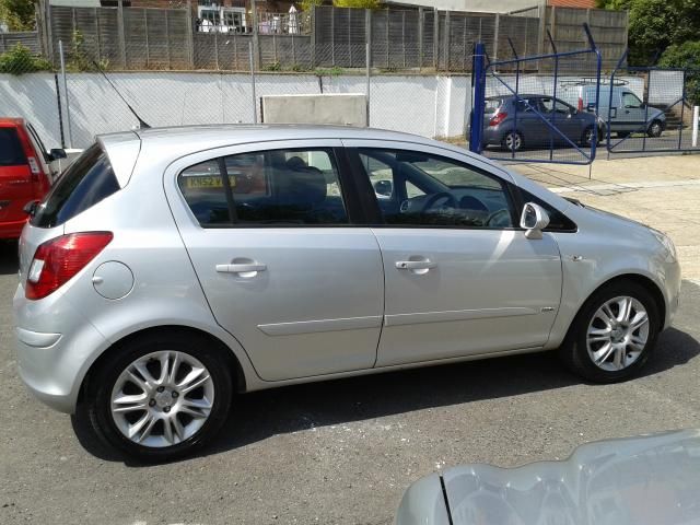 2008 Vauxhall M12 Corsa 1.4i 16v image 3