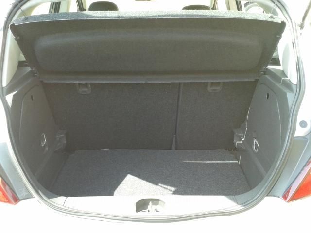 2008 Vauxhall M12 Corsa 1.4i 16v image 6