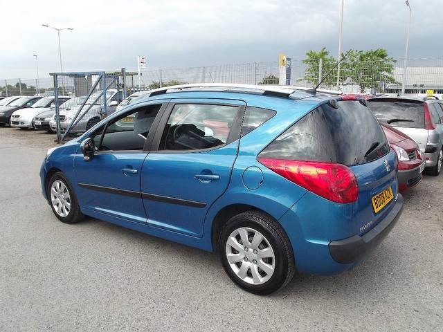 2008 Peugeot 207 SW 1.4 VTi Sport 5dr image 3