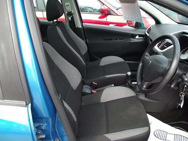 2008 Peugeot 207 SW 1.4 VTi Sport 5dr image 5