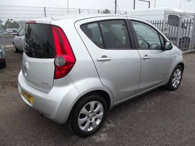 2008 Vauxhall Agila 1.3 CDTi 16v Design 5dr image 4