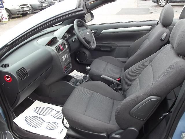2006 Vauxhall Tigra 1.4 i 16v 2dr image 7